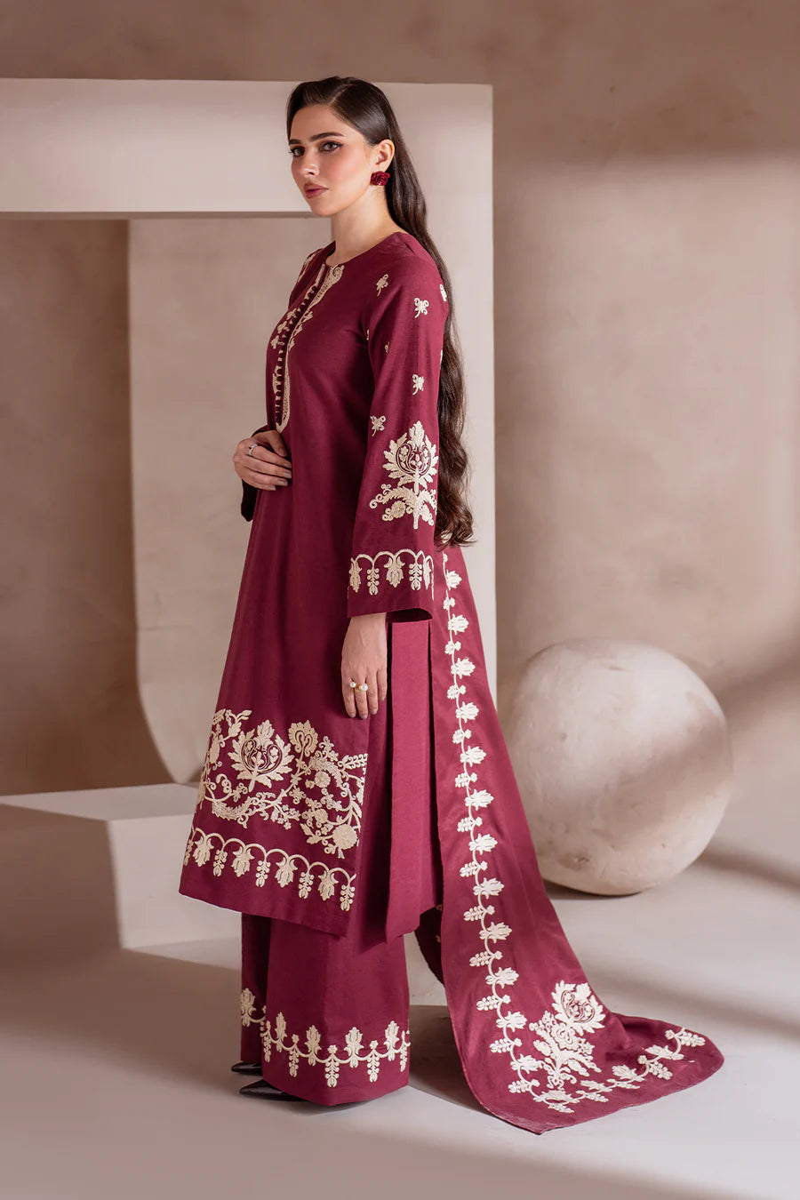 UE-362 Embroidered Khaddar