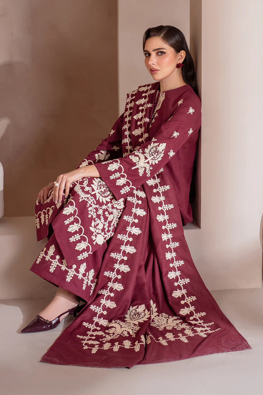 UE-362 Embroidered Khaddar